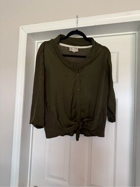 Anthropologie Olive Green Button-Front Knot Lightweight Shirt